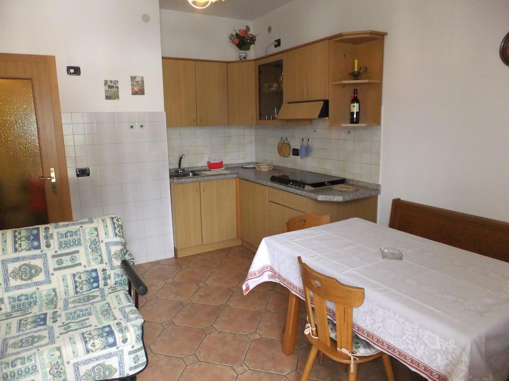 Appartamento Casa Endrizzi Fai Della Paganella Camera foto