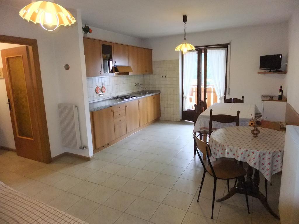 Appartamento Casa Endrizzi Fai Della Paganella Camera foto